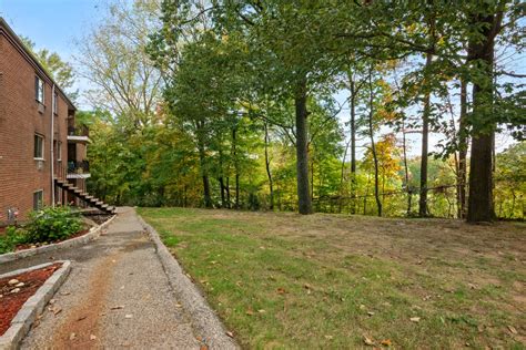 Scarsdale Fairway Apartments