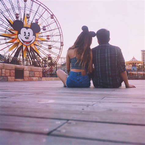 Pin By Veronica Perez On Photography Disneyland Couples Pictures