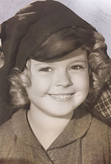 1930s Shirley Temple Love Her Smile And Dimples Hollywood Legends Hollywood Stars Classic