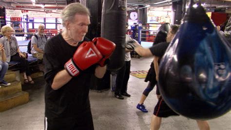 Fighting Back Against Parkinsons In The Ring Cbs News