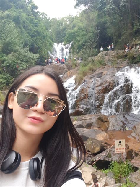 Fun Snaps Khin Wint Wah Family Trip To Vietnam Miss Teen Universe Myanmar Women Bts Dancing