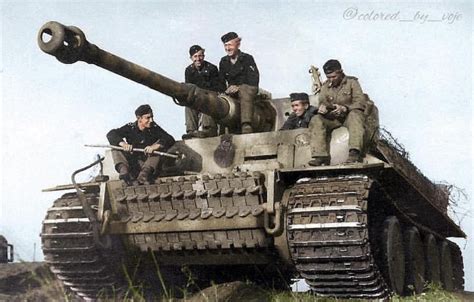 A Tiger I And Crew Of The 505th Heavy Panzer Battalion In The Soviet