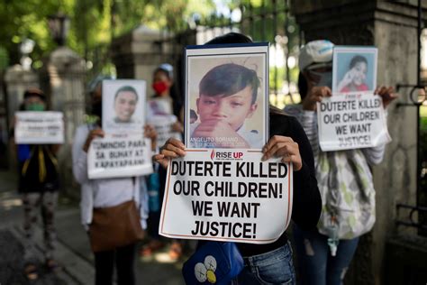 Philippines Defiant Says Wont Cooperate With Icc Investigation Reuters
