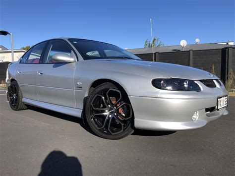 2002 Holden Commodore Vx 2 Ss On Handshake