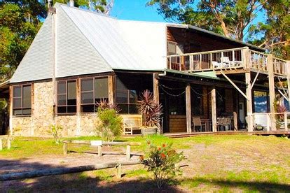 Check spelling or type a new query. Luxury Camping & Cabin Rentals near Perth, Australia