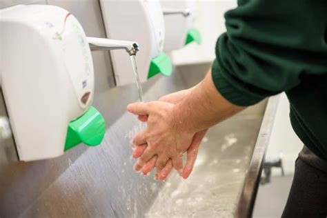 Synonyms for work hand in hand. Hand washing and safety - SafetyAtWorkBlog