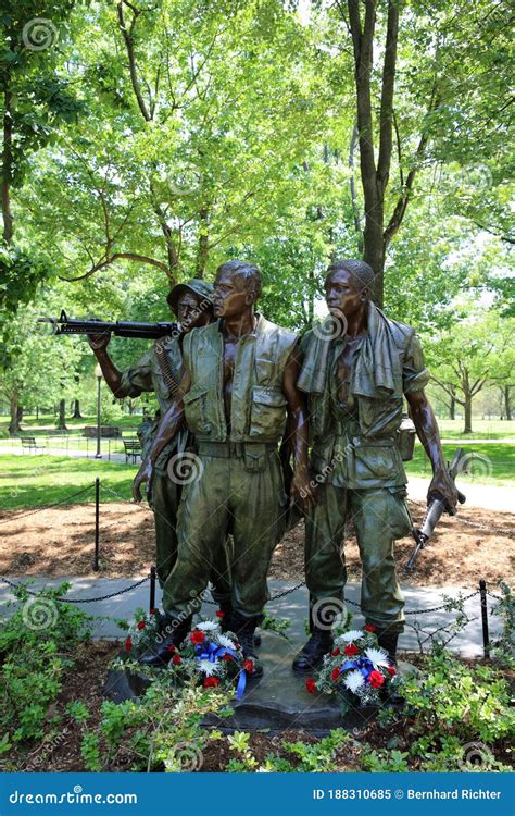 The Three Soldiers Monument Of The Vietnam War On The National Mall