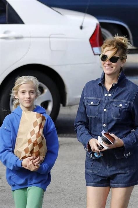 Julia Roberts Daughter Is All Grown Up And Looks Like An Adorable Mini