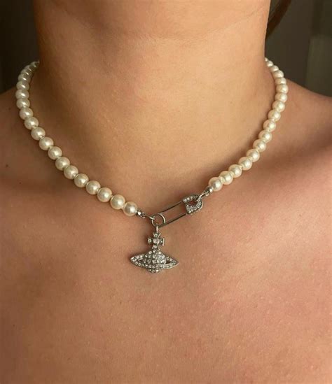 Vivienne Westwood Lucrece Safety Pin Necklace Gem