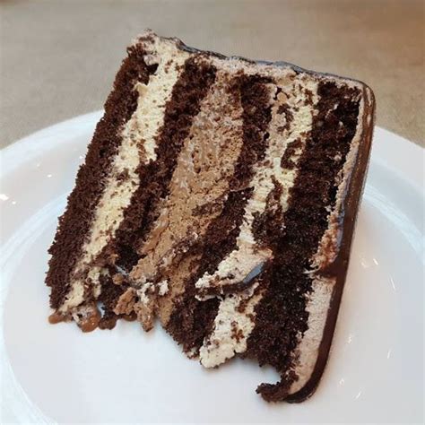 Creamy and rich belgian couverture chocolate and white chocolate filling. Chocolate Indulgence cake from Secret Recipe | Secret ...