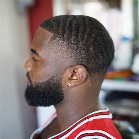 Waves Dégradé Aux Tempes Barbe Déconnectée Coiffures Homme Noir Swag Haircuts Black Men