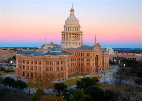 20 Must Visit Attractions In Austin