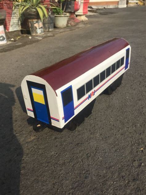 Miniatur Kereta Api Gerbong Lazada Indonesia