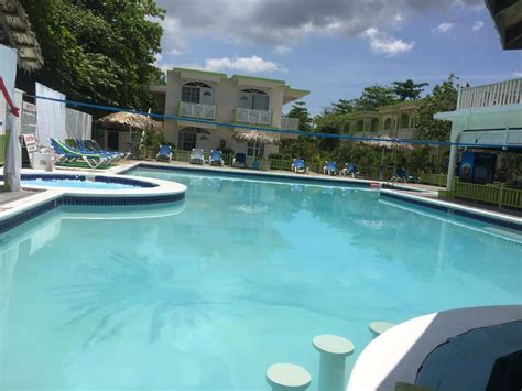 Fun Holiday Beach Resort From Montego Bay Airport Jamaica