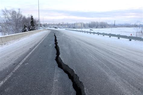 Quake Damage Alaska Earthquake And Aftershocks Pictures Cbs News