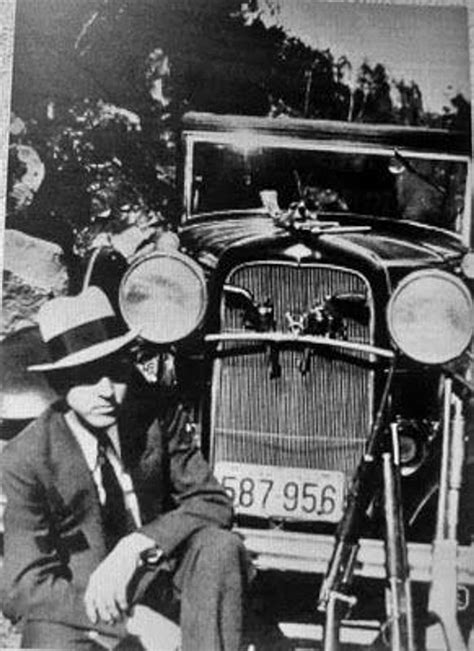 A Timeline Of Bonnie And Clyde’s Spree Of Love And Crimes