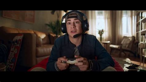 The bard is there to sing about it. Fios by Verizon TV Commercial, 'Game On' Featuring Gaten ...
