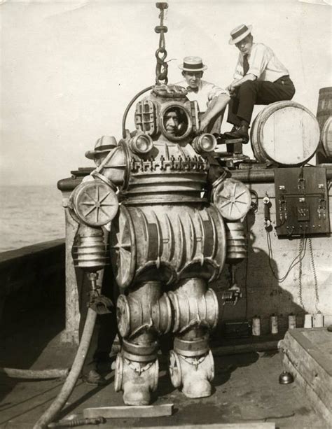 1914 Macduffee Deep Sea Diving Suit 8