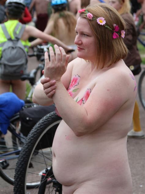 Bbw Milf Brighton Wnbr World Naked Bike Ride Play Nude Male Riding