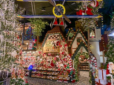 These Christmas Stores Open Year Round Etandoz