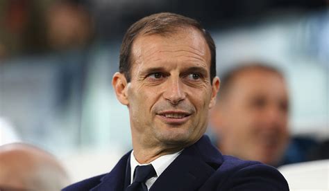 Allegri was a devout catholic, having been trained as a priest, and he worked with the vatican's papal choir right up until his death. Allegri: „Von Real Madrid träumt jeder Trainer" - REAL TOTAL