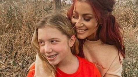 Chelsea Houska Debuts New Home Decor Line Aubree Says Right After Teen Mom Fans Slam Ugly