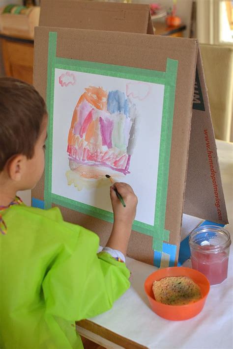 Mit diesen funktionen können sie den rest dieser bilder sehen, die wir ihnen durch durchsicht unserer website präsentiert haben. DIY Cardboard Easel | Weaving for kids, Art for kids, Craft activities for kids