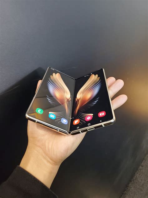 Samsung W21 is even bigger than the Galaxy Z Fold 2 ...