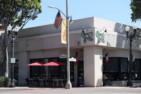 30 Uptown Whittier Restaurants Can Now Stay Open Until 2 Am 3 Days A