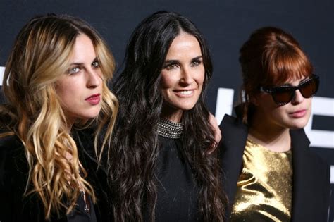 rumer willis and sisters reveal they re all in recovery r offbeat