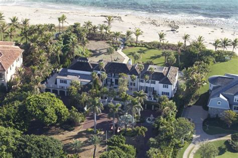 Tiger Woods Ex Wife Elin Nordegren Buys New Home For 122 Million