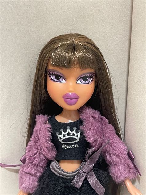 Bratz Princess Yasmin Hobbies And Toys Toys And Games On Carousell