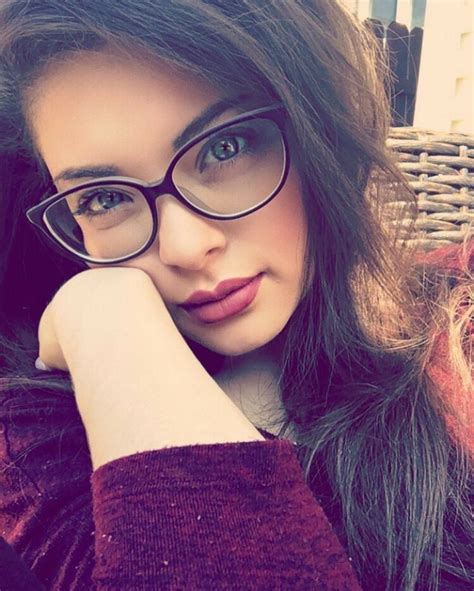 cute glasses girls with glasses glasses frames winter typ lunette style makeup maquillage