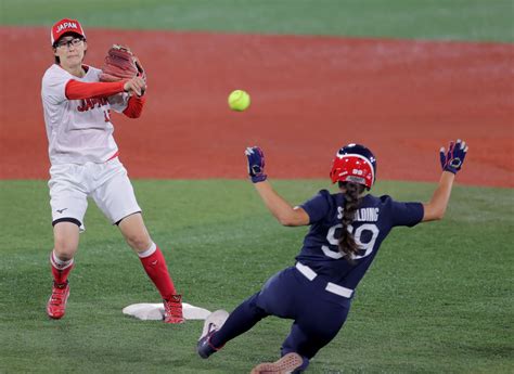 Japan Softball Wins Gold In 2021 Olympics Us Takes Silver Popsugar
