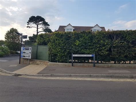 Charmouth Parking | ALL the Charmouth car parks on one web site