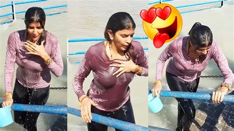 Manchu Lakshmi Holybath Video At Haridwar Temple Filmy Monk Youtube