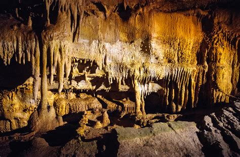 7 Must See Caves And Caverns You Can Actually Visit Miles