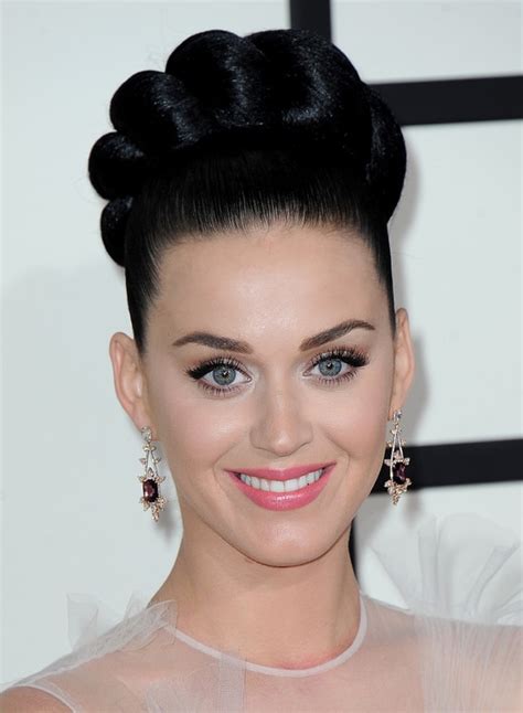Katy Perry From 2015 Grammy Awards Celebrity Face Off E News