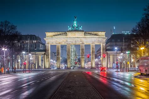 The Brandenburg Gate and its incredible history | Go Easy Berlin