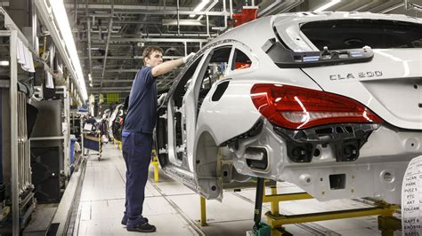 Daimler Investiert 580 Mio Euro In Ungarn Werk