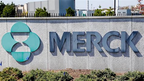 Coronavirus Merck Agrees To Let Other Drugmakers Produce Its Covid 19