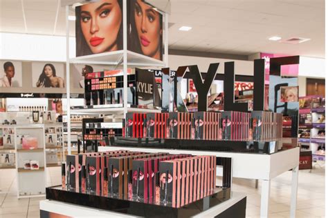 Kylie Cosmetics Sales Fall 14 As Gloss Dims