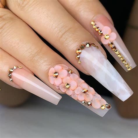 pin by 🦋 𝒥𝑒𝓈𝓈𝒾𝒸𝒶 🦋 on 💅 и α ι ℓ ѕ coffin nails designs nails design with rhinestones