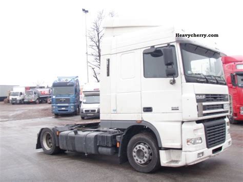 Daf Sc Xf 95430 Euro 5 2006 Volume Trailer Photo And Specs