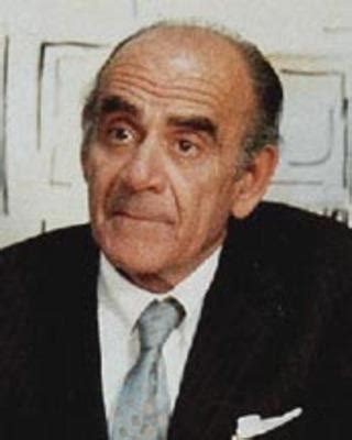 François merlin (belmondo) is a jean bruce type writer of pulp espionage novels (he has written 42 so. Vittorio CAPRIOLI : Biographie et filmographie