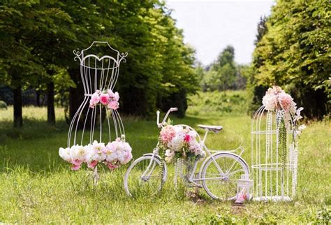 5x3ft Wedding Backdrop Romantic Garden Flowers Bike