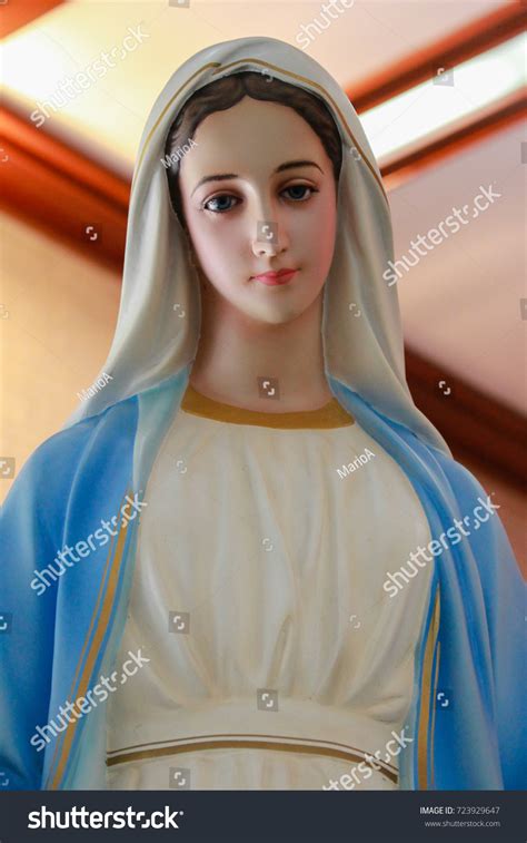 Our Lady Grace Statue Virgin Mary Stock Photo 723929647 Shutterstock