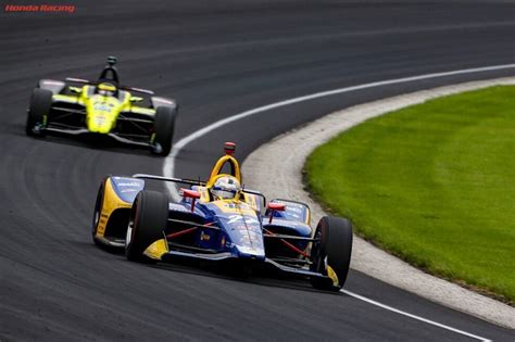 Rossi Runs Second For Honda At Indianapolis 500