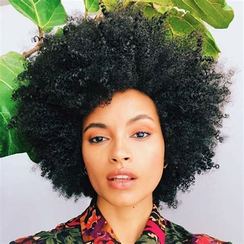 Loosely curled or wavy hair is also easily weighed down and tends to be flatter in the crown area. 8 Essential Oils That Are Great for Curly Hair | Essential ...