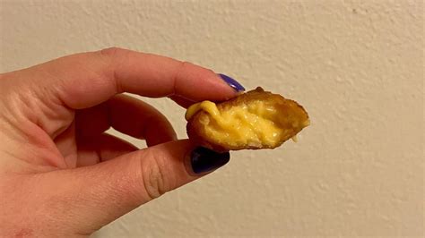 White Castles Mac And Cheese Nibblers Are Fast Food Perfection